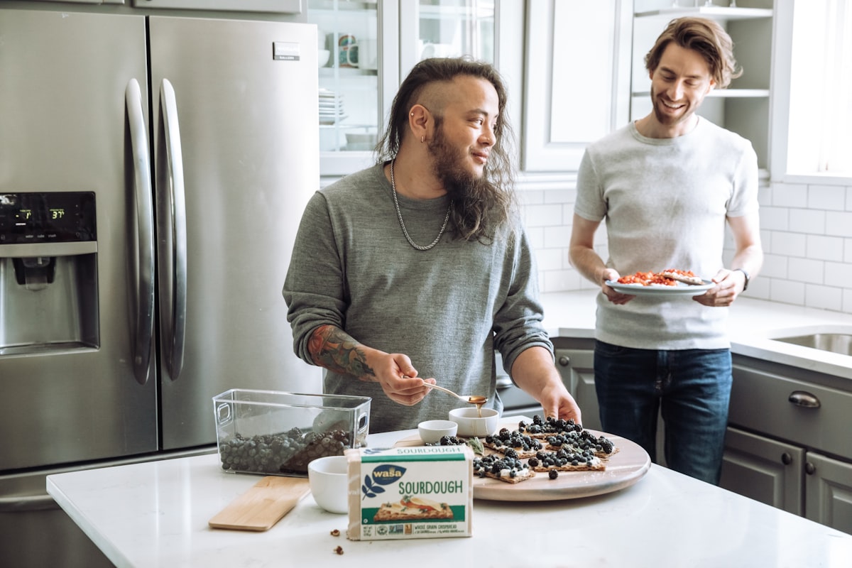 Comprehensive men's nutrition guide